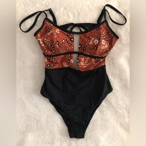 CUPSHE swim ware, size M